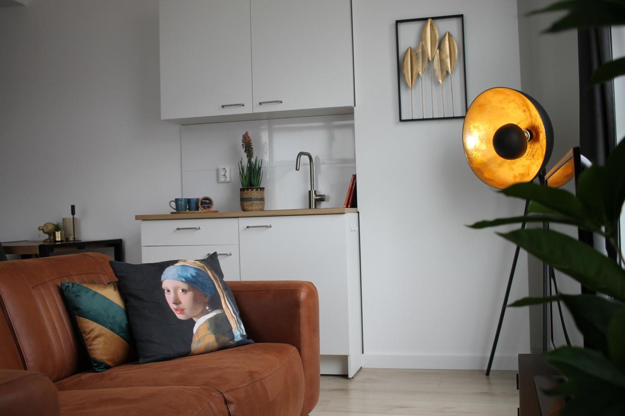 B&K Urban City Suites Тилбург Екстериор снимка