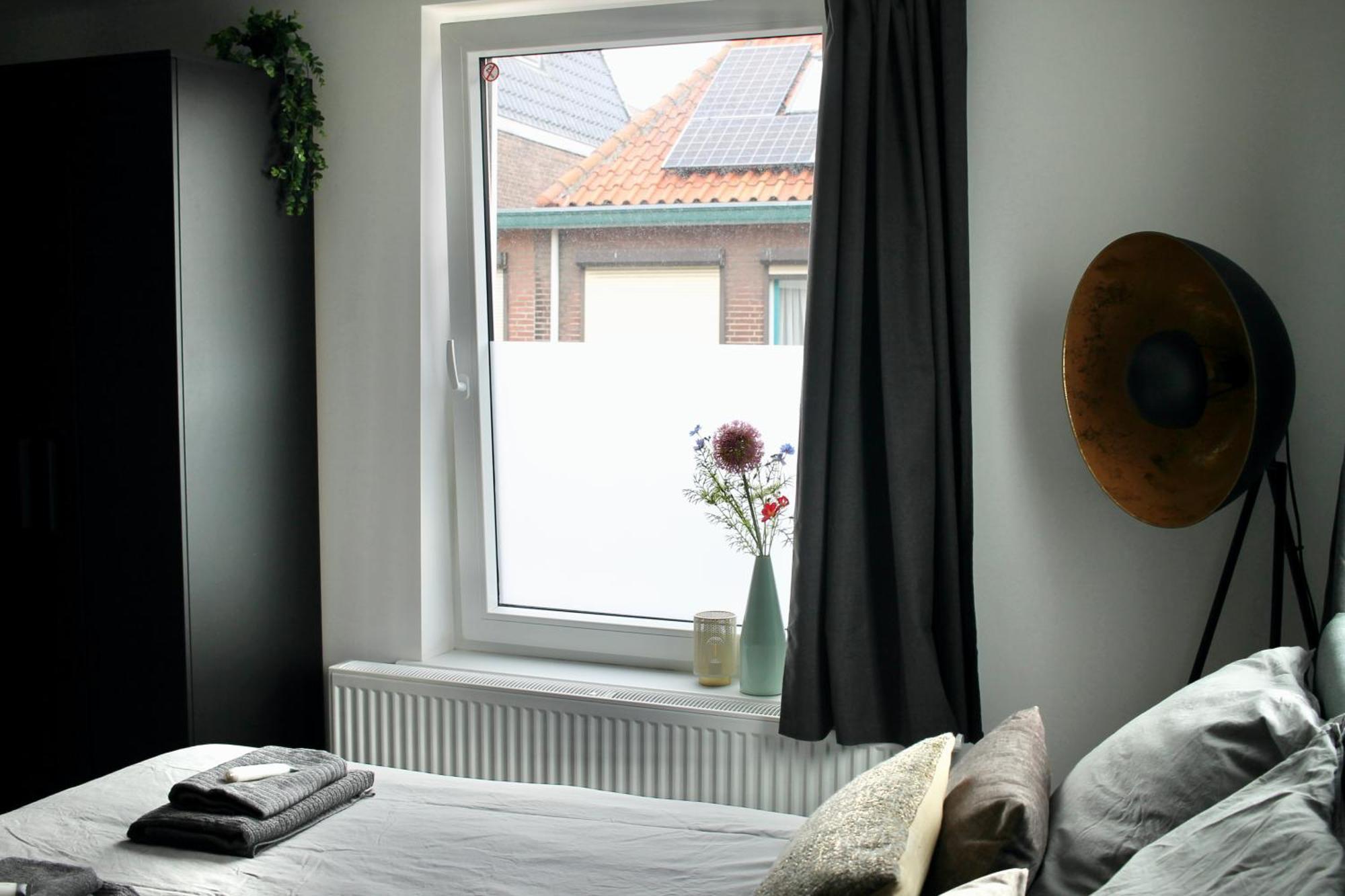 B&K Urban City Suites Тилбург Екстериор снимка