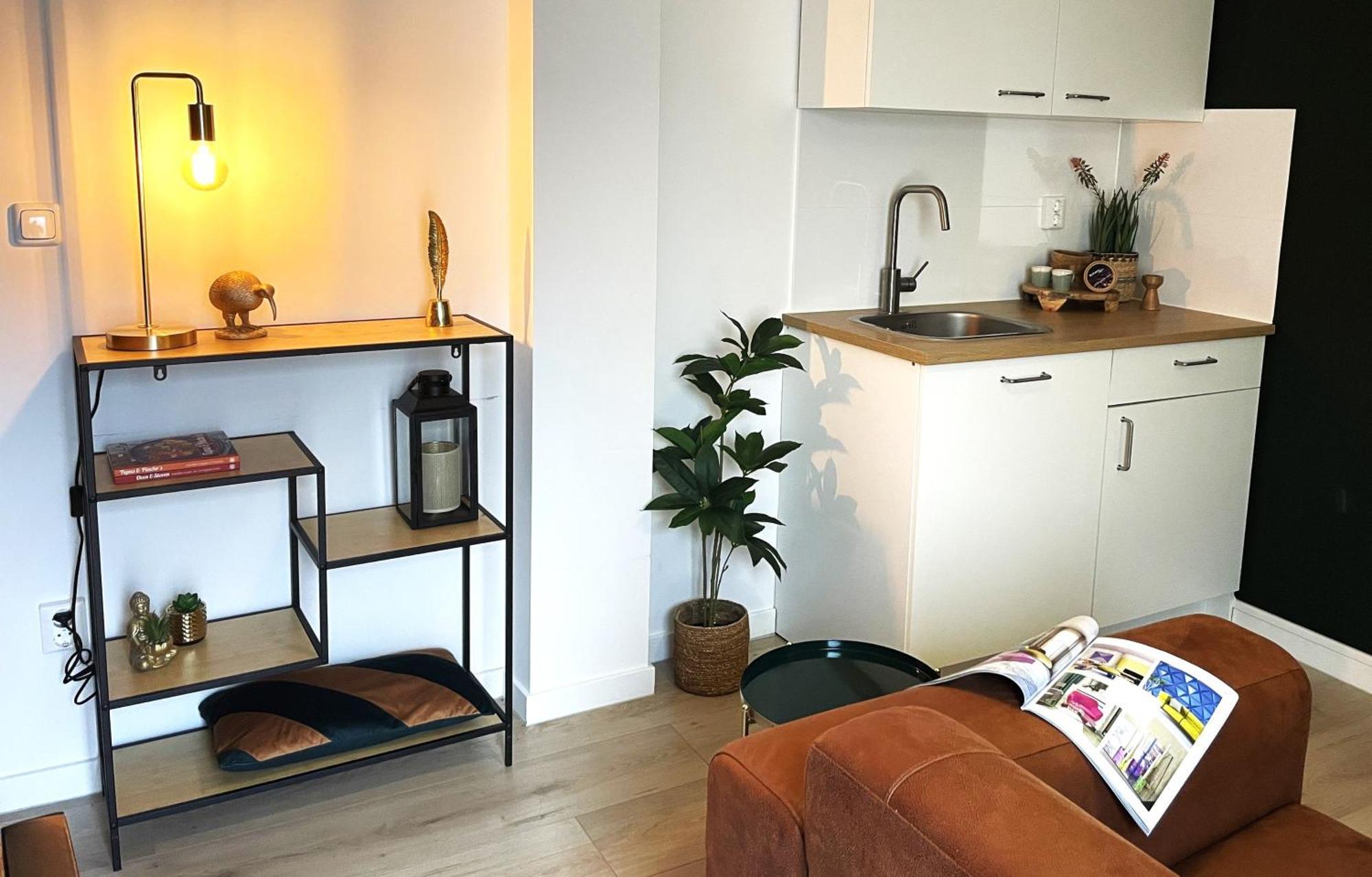 B&K Urban City Suites Тилбург Екстериор снимка