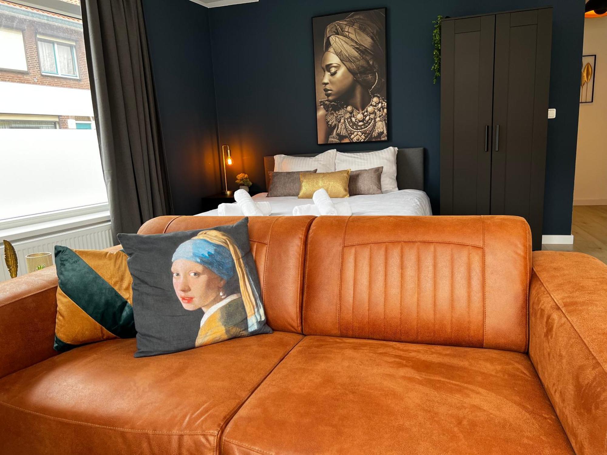 B&K Urban City Suites Тилбург Екстериор снимка