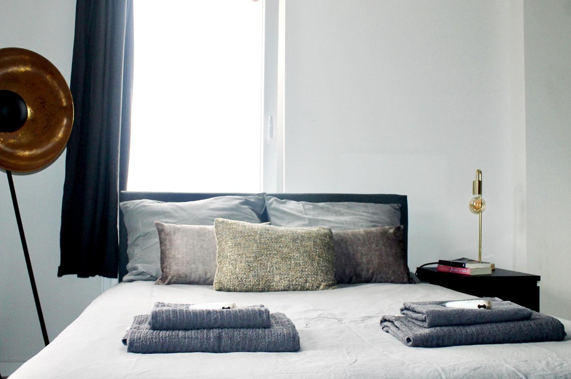 B&K Urban City Suites Тилбург Екстериор снимка