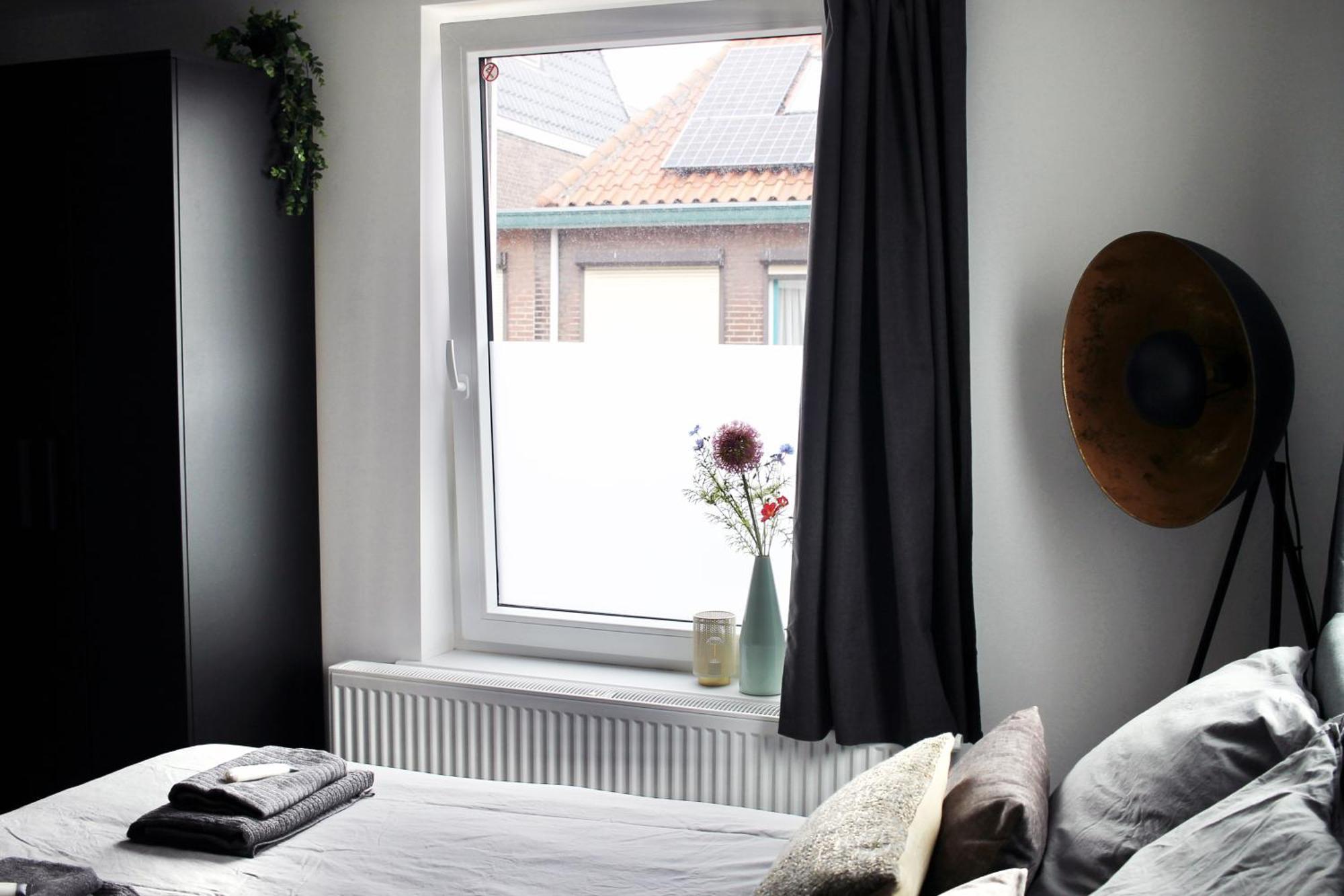 B&K Urban City Suites Тилбург Екстериор снимка